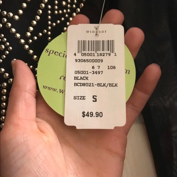 Sexy Black Windsor Dress - Picture 5 of 5